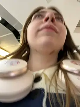 Snapshot of Sunny___Bunny chatting on 03-15-25, 05:15 Sunny Bunny online show from 03-15-25, 05:15