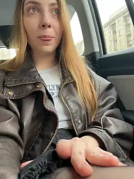 Sunny   Bunny online show from 03-31-26, 01:11