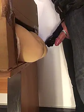 Snapshot of Inseminator69 chatting on 03-15-25, 10:24 Inseminator69 online show from 03-15-25, 10:24