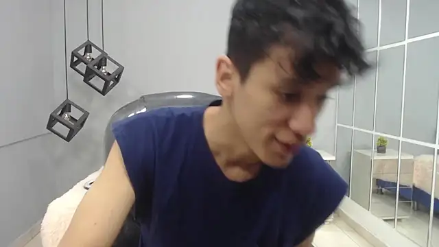 Snapshot of alan_ws chatting on 12-07-24, 12:24 alan ws online show from 12-07-24, 12:24