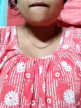 Snapshot of Priya_2222 chatting on 12-08-24, 11:03 Priya 2222 online show from 12-08-24, 11:03