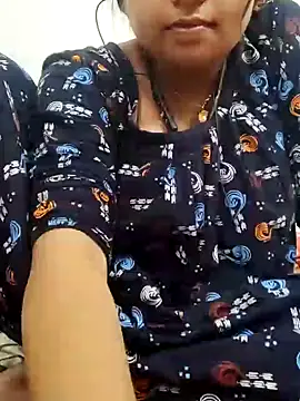 Snapshot of Priya_2222 chatting on 01-04-25, 10:49 Priya 2222 online show from 01-04-25, 10:49