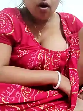 Snapshot of Priya_2222 chatting on 02-01-25, 10:48 Priya 2222 online show from 02-01-25, 10:48