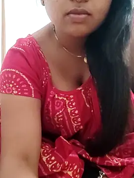 Snapshot of Priya_2222 chatting on 03-03-25, 11:22 Priya 2222 online show from 03-03-25, 11:22