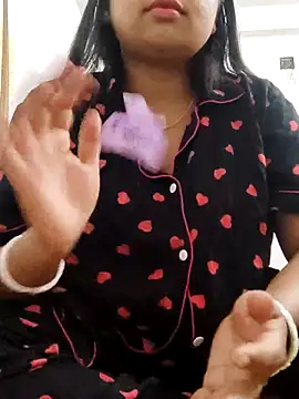 Snapshot of Priya_2222 chatting on 03-06-25, 05:11 Priya 2222 online show from 03-06-25, 05:11