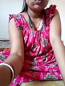 Snapshot of Priya_2222 chatting on 11-10-25, 05:39 Priya 2222 online show from 11-10-25, 05:39