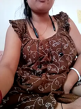 Snapshot of Priya_2222 chatting on 11-20-25, 07:08 Priya 2222 online show from 11-20-25, 07:08