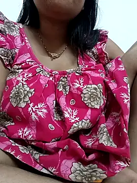 Snapshot of Priya_2222 chatting on 03-18-26, 06:55 Priya 2222 online show from 03-18-26, 06:55