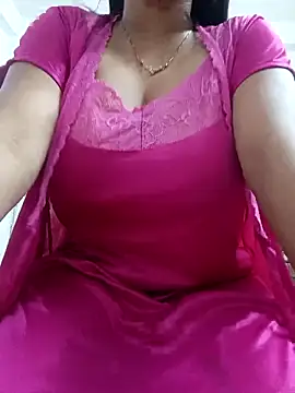Snapshot of Priya_2222 chatting on 03-30-26, 06:42 Priya 2222 online show from 03-30-26, 06:42