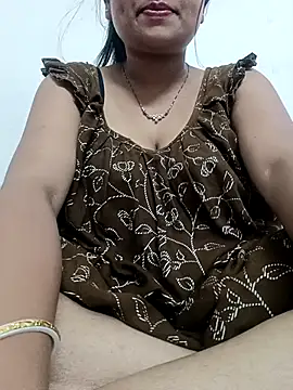 Snapshot of Priya_2222 chatting on 04-04-26, 08:17 Priya 2222 online show from 04-04-26, 08:17