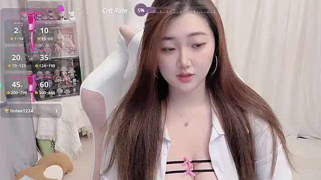 Stars Elyn online show from 03-14-25, 12:29