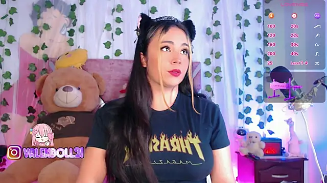 Snapshot of Sex_valentinaa chatting on 06-30-26, 04:30 Sex valentinaa online show from 06-30-26, 04:30