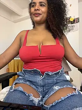 Snapshot of Michel_Jones chatting on 01-12-25, 07:32 Michel Jones online show from 01-12-25, 07:32