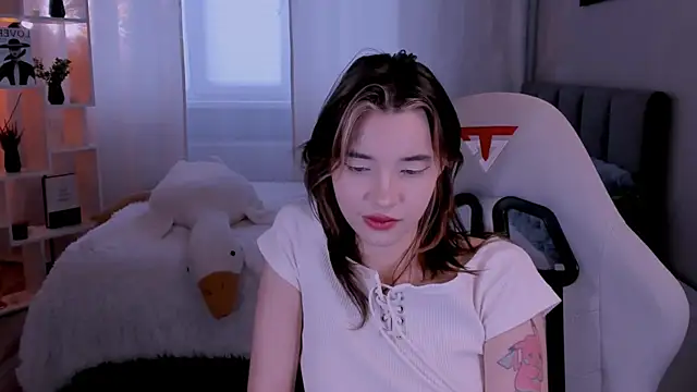 Snapshot of as1an_girlfriend chatting on 06-12-26, 03:38 as1an girlfriend online show from 06-12-26, 03:38