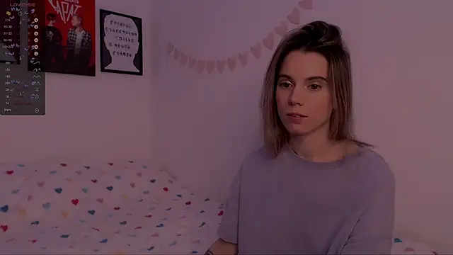 Snapshot of _ni_kiss chatting on 12-13-24, 01:48 ni kiss online show from 12-13-24, 01:48