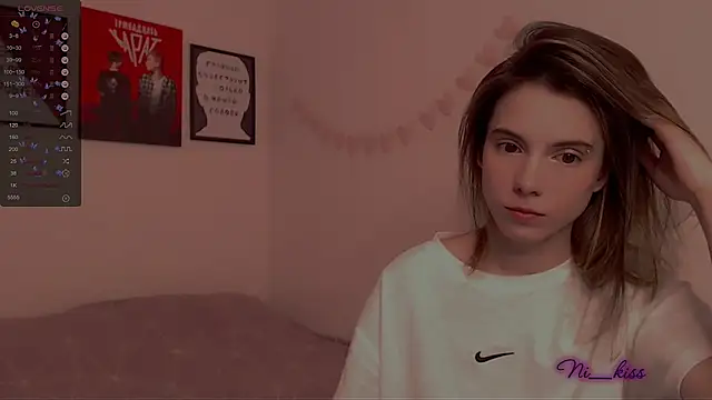 Snapshot of _ni_kiss chatting on 02-20-25, 08:25 ni kiss online show from 02-20-25, 08:25