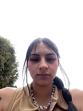 Hilary pinkk online show from 01-23-25, 08:13