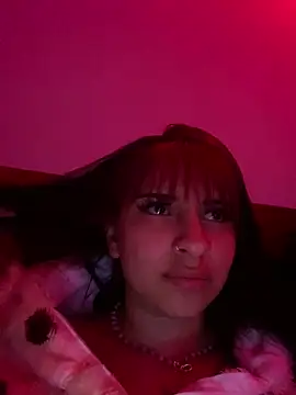 Hilary pinkk online show from 02-14-25, 06:56