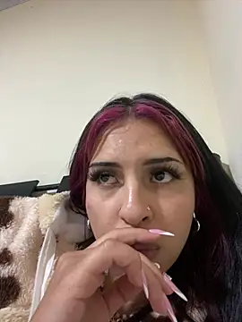 Hilary pinkk online show from 02-23-25, 05:39