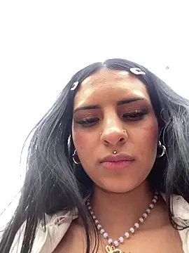 Hilary pinkk online show from 03-07-25, 02:57