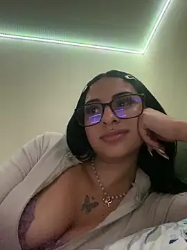 Hilary pinkk online show from 03-07-25, 06:02