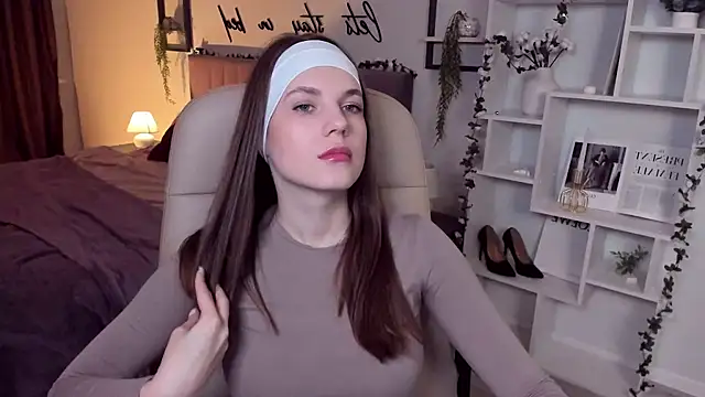 Snapshot of BellaSweetHeart chatting on 01-21-25, 12:07 BellaSweetHeart online show from 01-21-25, 12:07