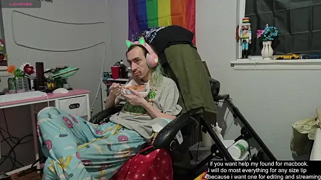 tallnerdyguy online show from 10-17-25, 11:51