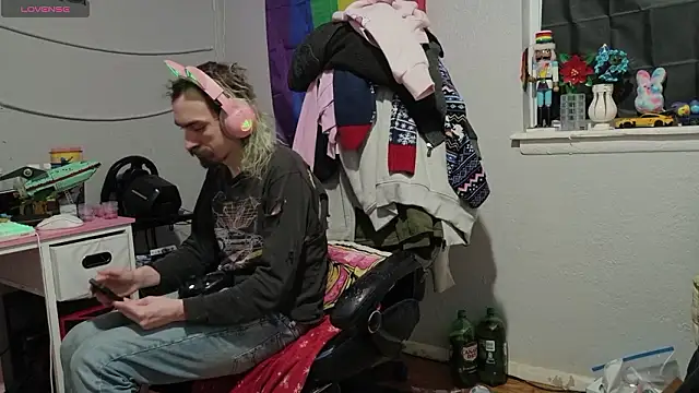 tallnerdyguy online show from 02-05-26, 02:38