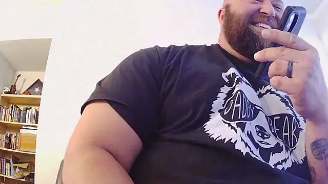 Strong Bear89 online show from 11-07-25, 04:40