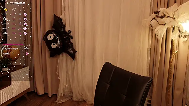 Snapshot of margeriTirell chatting on 11-12-25, 02:56 margeriTirell online show from 11-12-25, 02:56