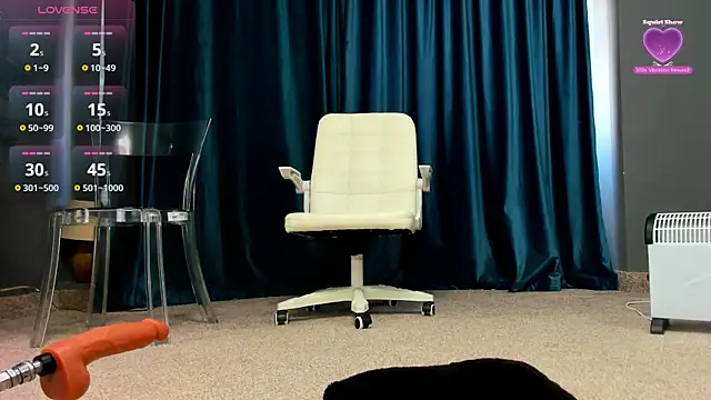 Snapshot of LaurynCopper chatting on 11-03-25, 07:53 LaurynCopper online show from 11-03-25, 07:53