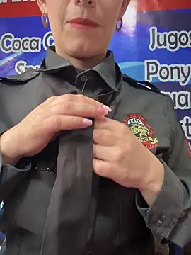 Snapshot of Alysson-- chatting on 10-14-25, 03:57 Alysson-- online show from 10-14-25, 03:57