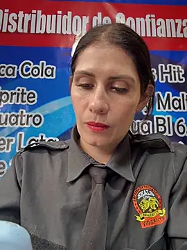 Snapshot of Alysson-- chatting on 11-14-25, 05:55 Alysson-- online show from 11-14-25, 05:55