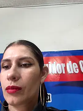 Alysson-- online show from 12-17-25, 02:23