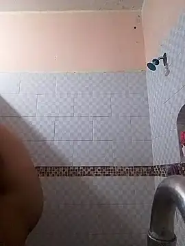 Snapshot of Edxxxdo30 chatting on 03-19-25, 03:41 Edxxxdo30 online show from 03-19-25, 03:41