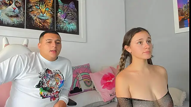 Snapshot of naughtyloverss chatting on 01-06-25, 04:13 naughtyloverss online show from 01-06-25, 04:13