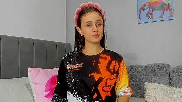 Snapshot of naughtyloverss chatting on 10-08-25, 04:26 naughtyloverss online show from 10-08-25, 04:26