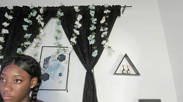 Khenta Michells online show from 04-13-26, 10:32