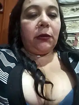 Snapshot of sara_pineros chatting on 12-21-24, 11:56 sara pineros online show from 12-21-24, 11:56