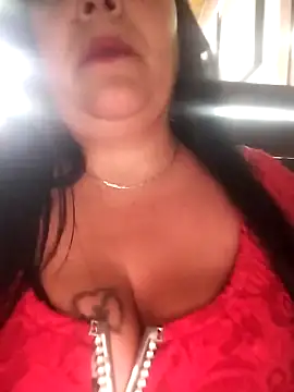 Snapshot of sara_pineros chatting on 01-21-25, 09:46 sara pineros online show from 01-21-25, 09:46