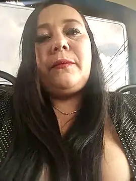 Snapshot of sara_pineros chatting on 03-05-25, 04:02 sara pineros online show from 03-05-25, 04:02