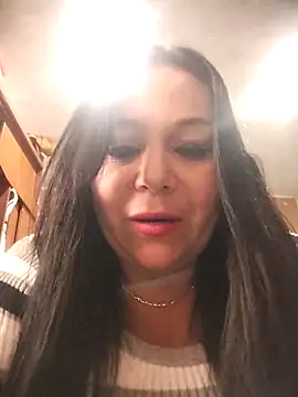 Snapshot of sara_pineros chatting on 12-04-25, 03:43 sara pineros online show from 12-04-25, 03:43