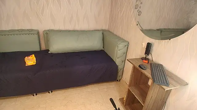 Snapshot of begoniia chatting on 03-15-25, 03:07 begoniia online show from 03-15-25, 03:07