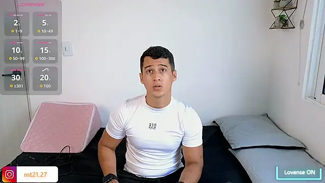 hot69temptation  online show from 09-11-25, 03:01