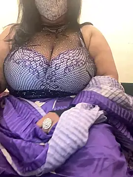 Snapshot of SnehaRai chatting on 11-24-25, 05:34 SnehaRai online show from 11-24-25, 05:34