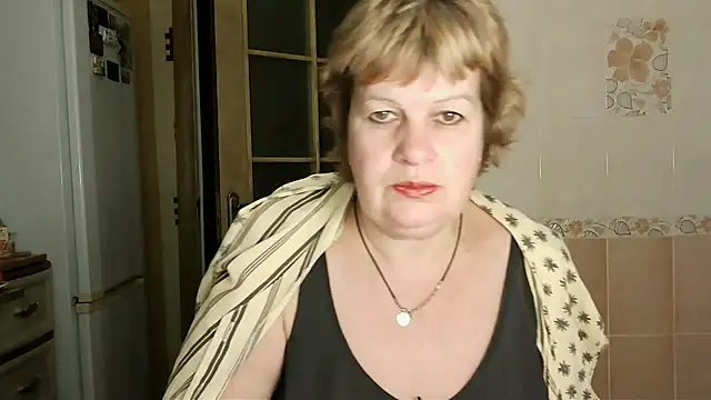 Snapshot of Ettie_Tonia chatting on 01-26-25, 02:08 Ettie Tonia online show from 01-26-25, 02:08