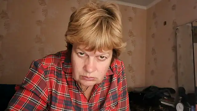 Snapshot of Ettie_Tonia chatting on 11-10-25, 12:59 Ettie Tonia online show from 11-10-25, 12:59