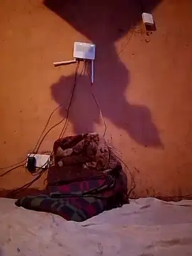 Snapshot of QUEEN-NAIMA chatting on 10-10-25, 02:27 QUEEN-NAIMA online show from 10-10-25, 02:27