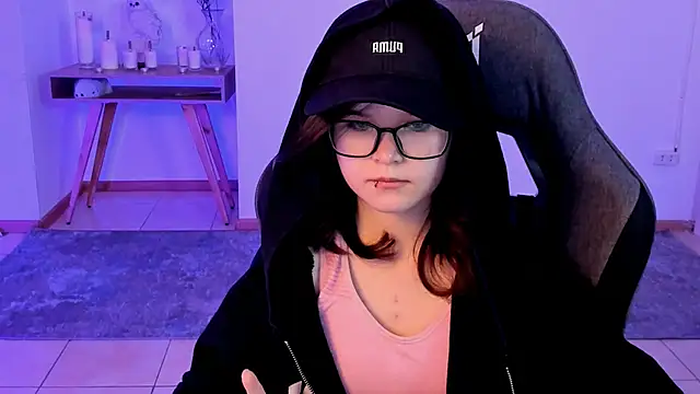 Elainebeness online show from 02-02-25, 04:48