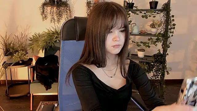 Elainebeness online show from 02-04-26, 07:20